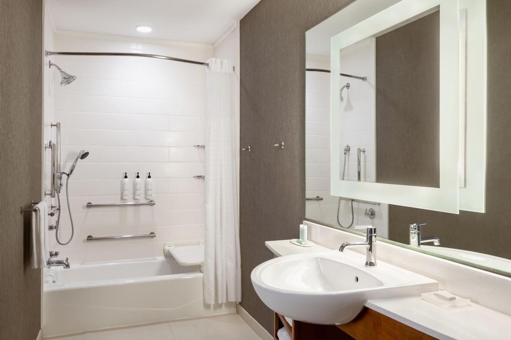 Springhill Suites By Marriott Wisconsin Dells Esterno foto
