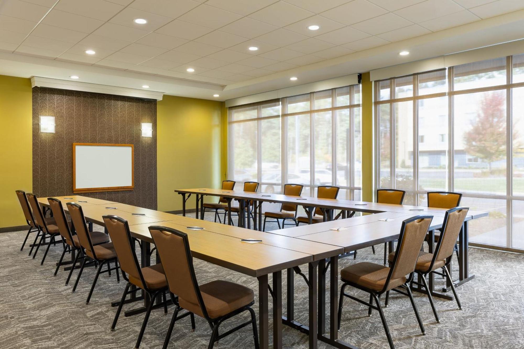 Springhill Suites By Marriott Wisconsin Dells Esterno foto
